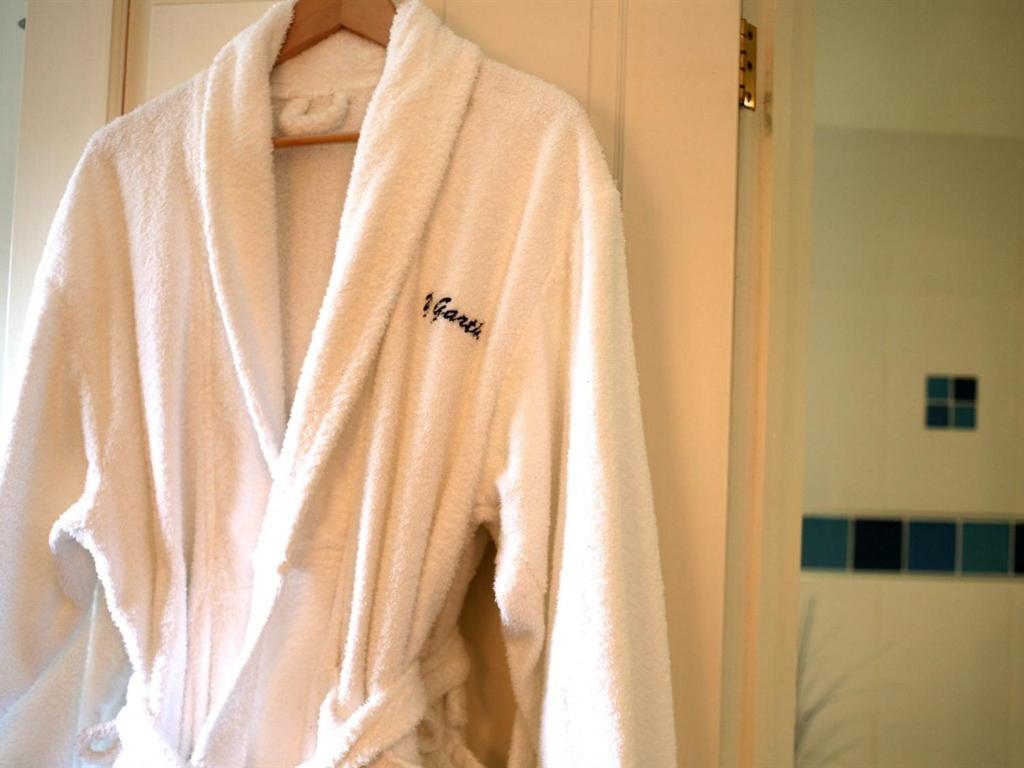 Y Garth Luxury Bed And Breakfast Dinas  Kamer foto